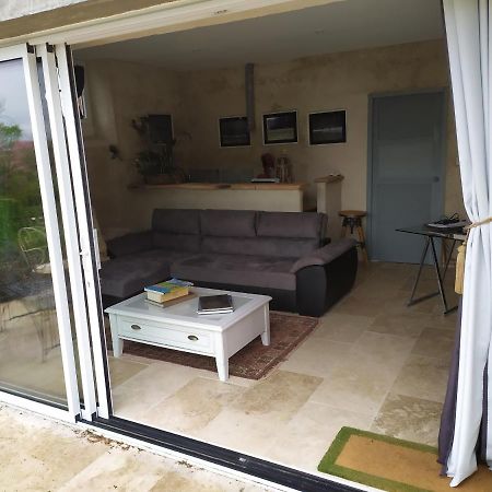 Petit Saint Hubert 1 A 4 Personnes Bed & Breakfast Velles  Exterior photo