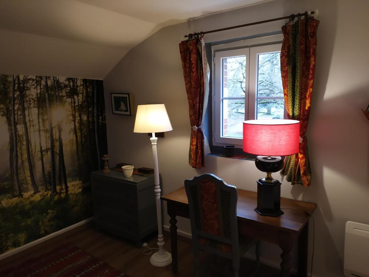 Petit Saint Hubert 1 A 4 Personnes Bed & Breakfast Velles  Exterior photo